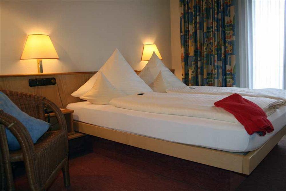 Stadt-Gut-Hotel Filderhotel Ostfildern Ngoại thất bức ảnh