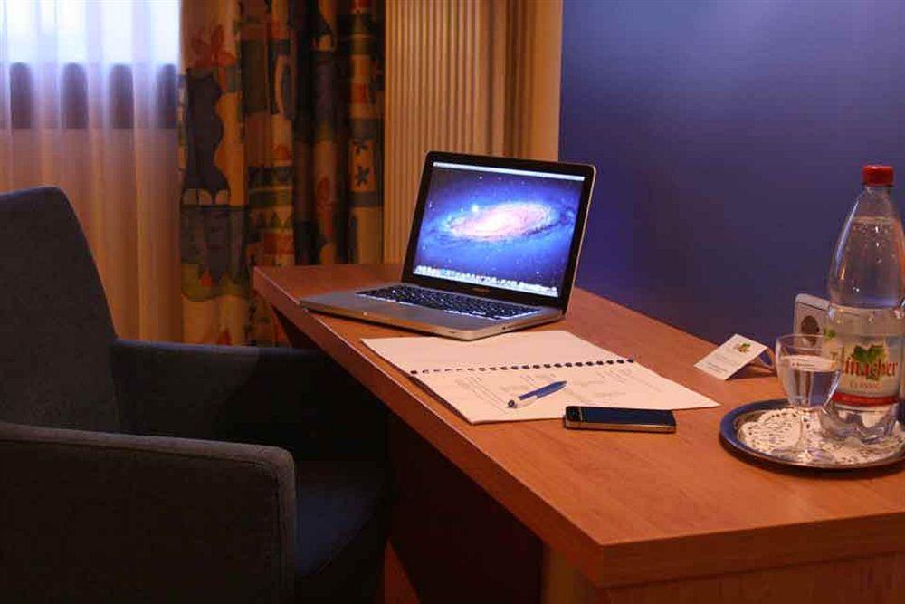 Stadt-Gut-Hotel Filderhotel Ostfildern Ngoại thất bức ảnh